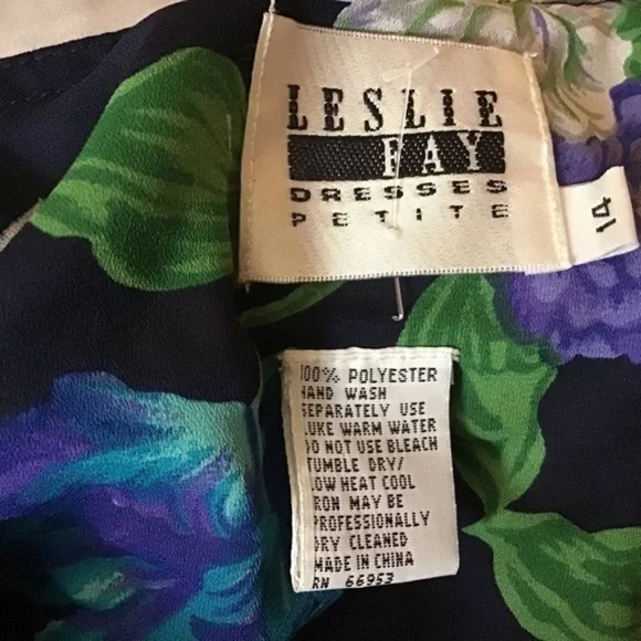 Floral Midi Dress with Sheer Collar - Picture 2 of 7